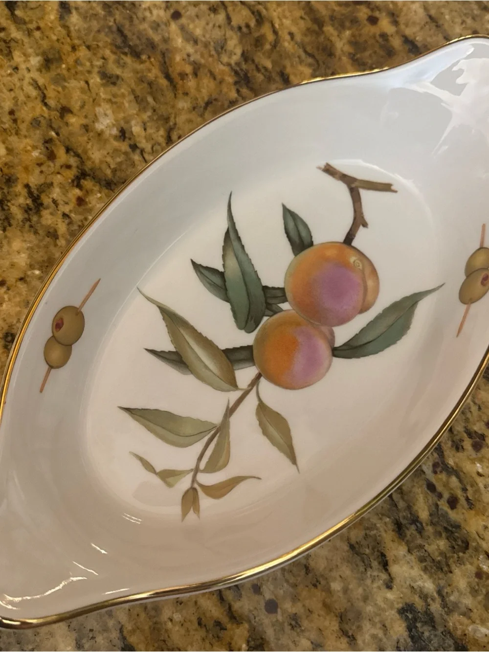 Porcelain Fruit-Decor Serving Bowl in White and Peach